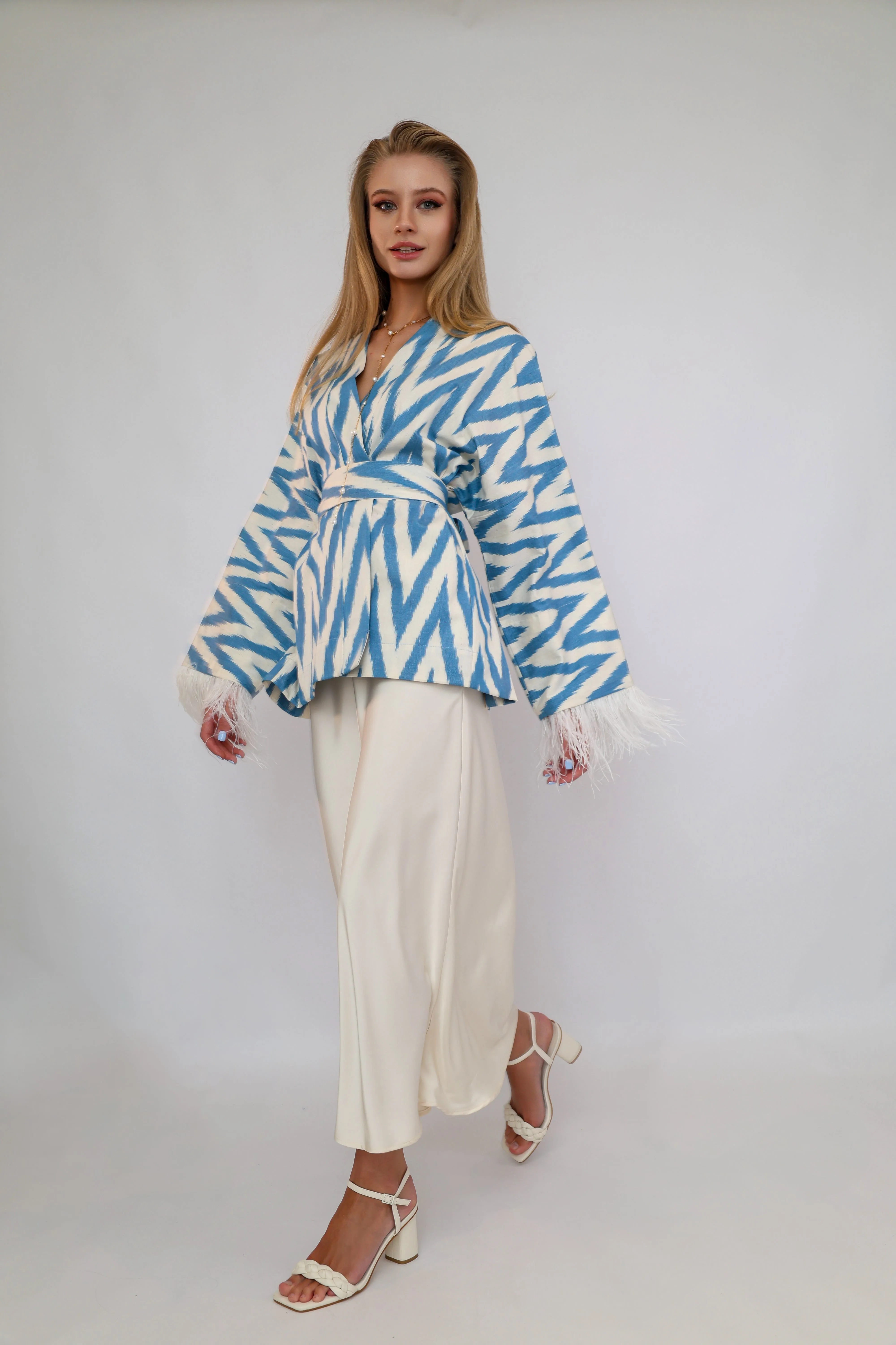 100% Cotton Blue Mini Zig Zag Kimono With Feathers