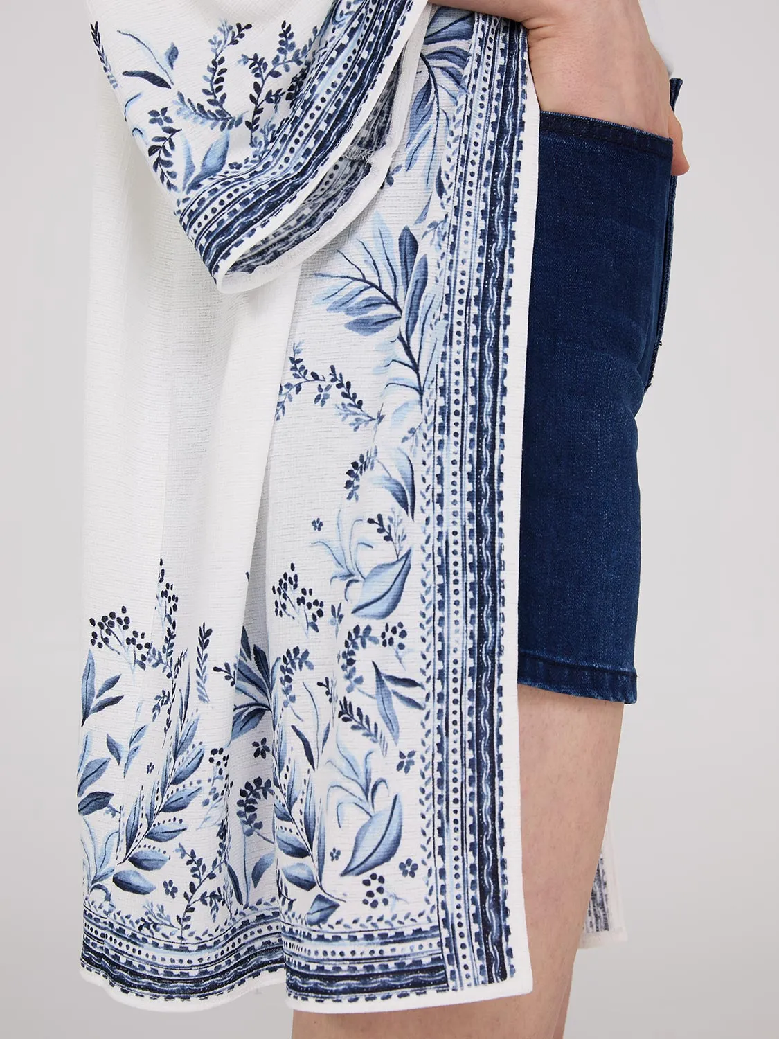 3/4 Sleeve Textured Kimono With Border Print