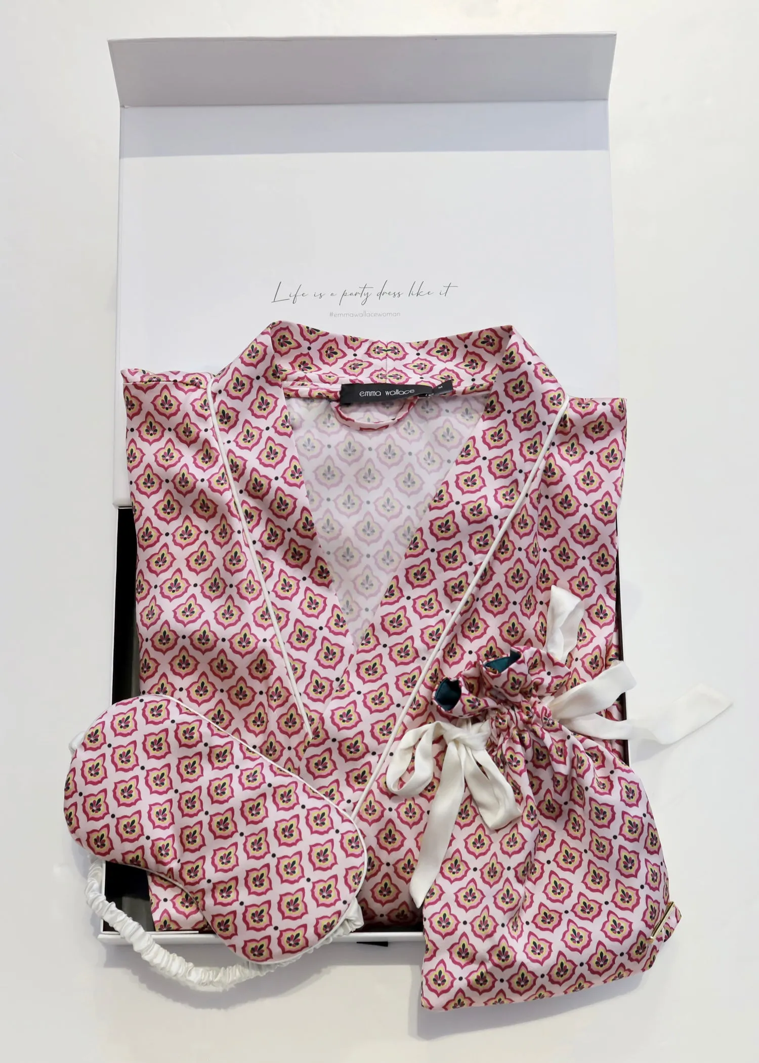Cassia Eye Mask and Robe Set