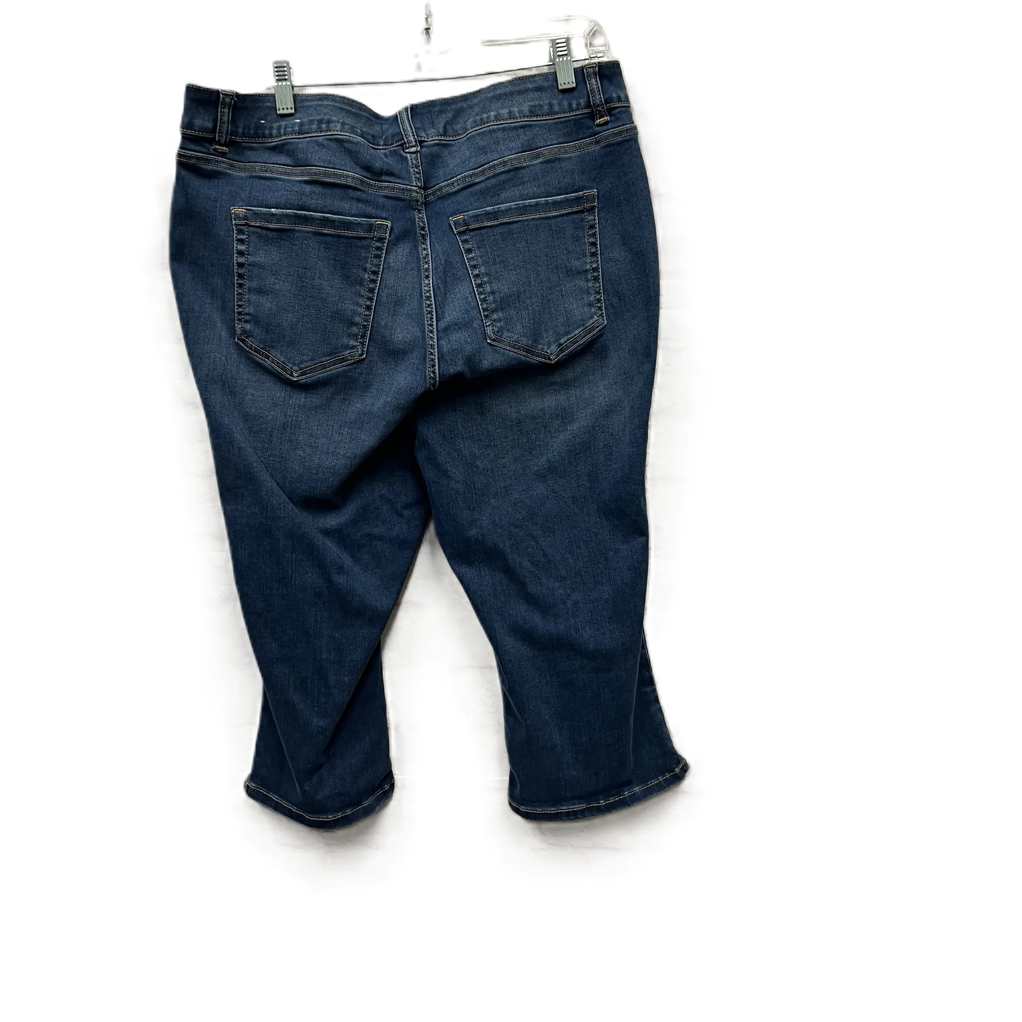 Jeans Cropped By Lane Bryant In Blue Denim, Size: 16