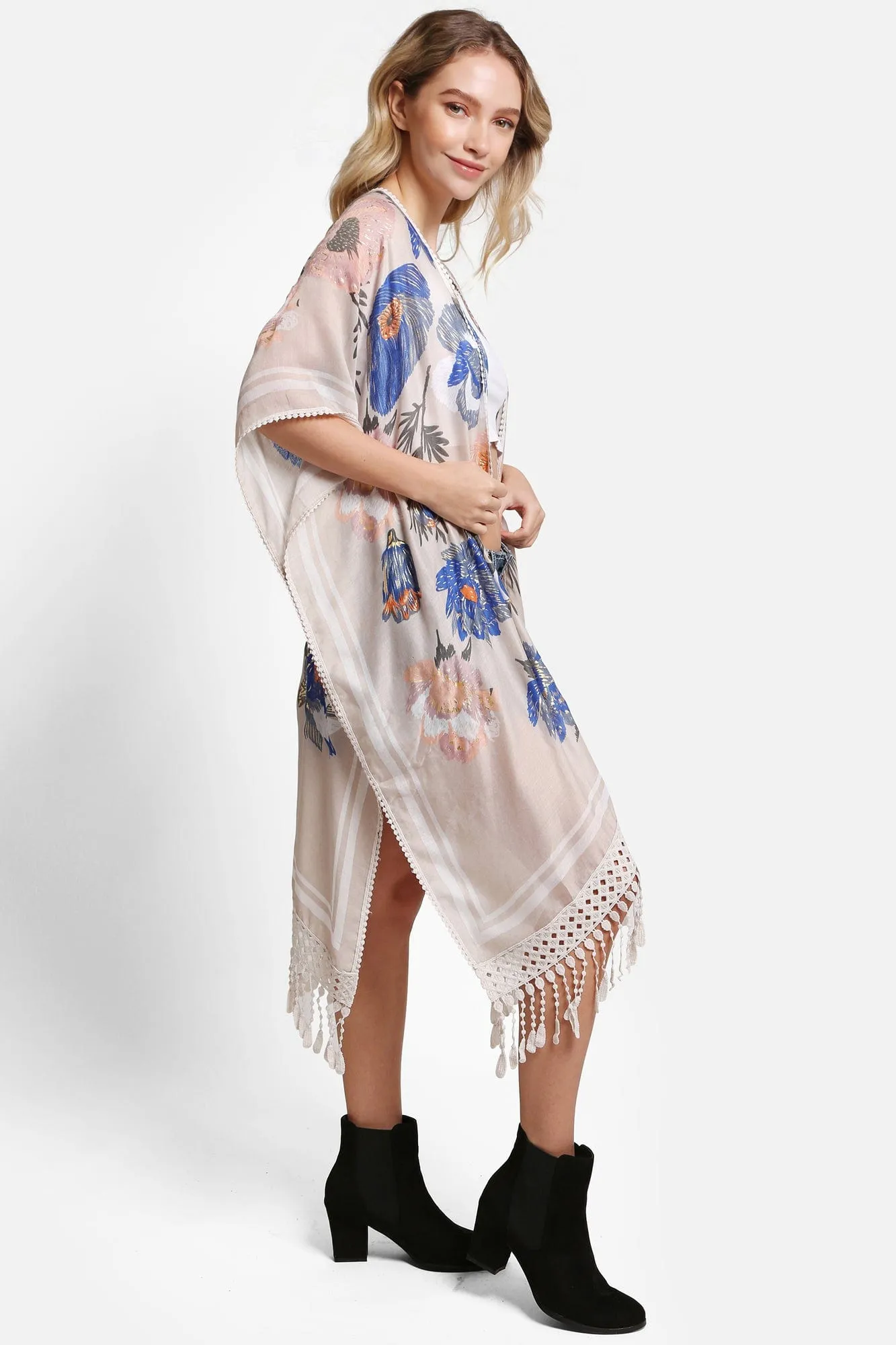 JP5232 Piper Floral Kimono With Tassels