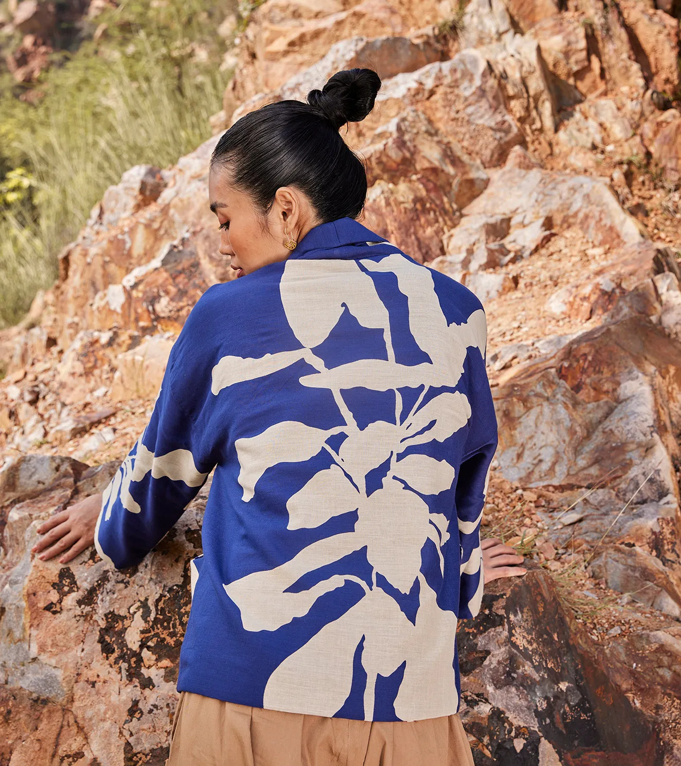 Khara Kapas Atlantis Days Jacket 100% Cotton with Warm Sandwich Fabric Blue and Off-white KW654