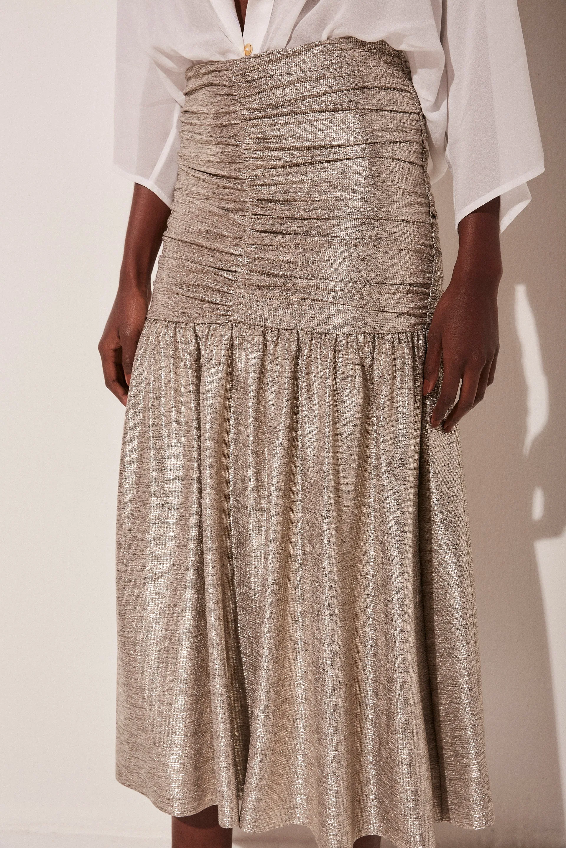 Metallic Sunrise Ruched Midi Skirt E4749A1800