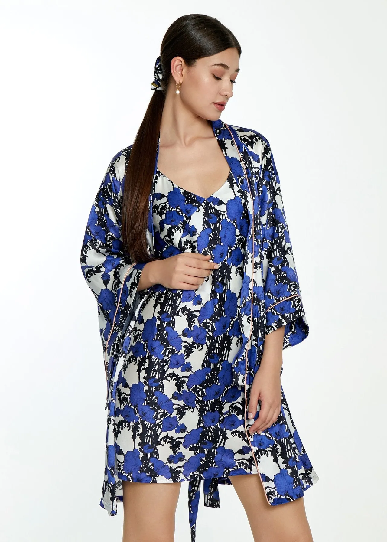 Papaver Eyemask and Robe Set