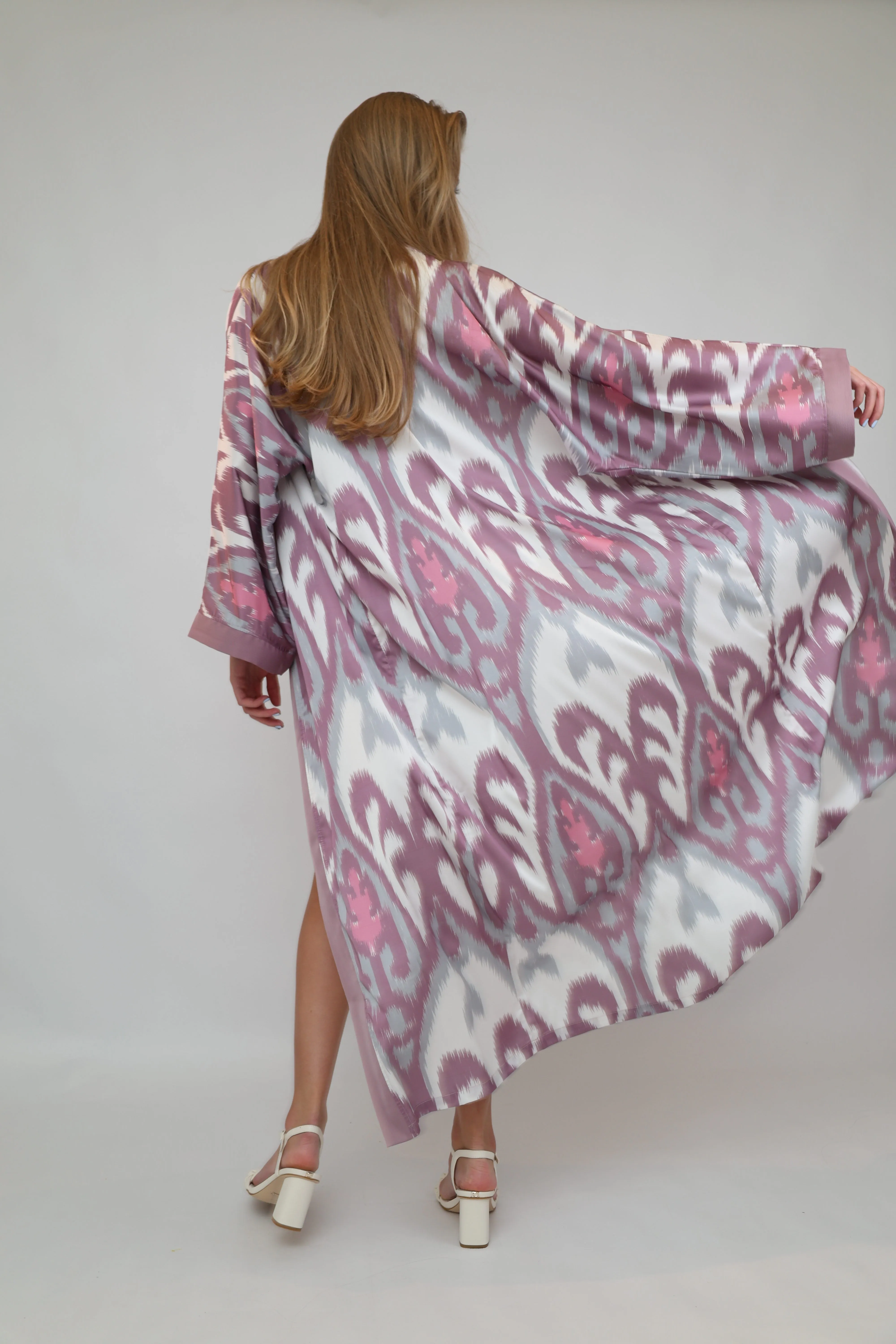 Pink Printed Ikat Lightweight Kimono "Örchid"