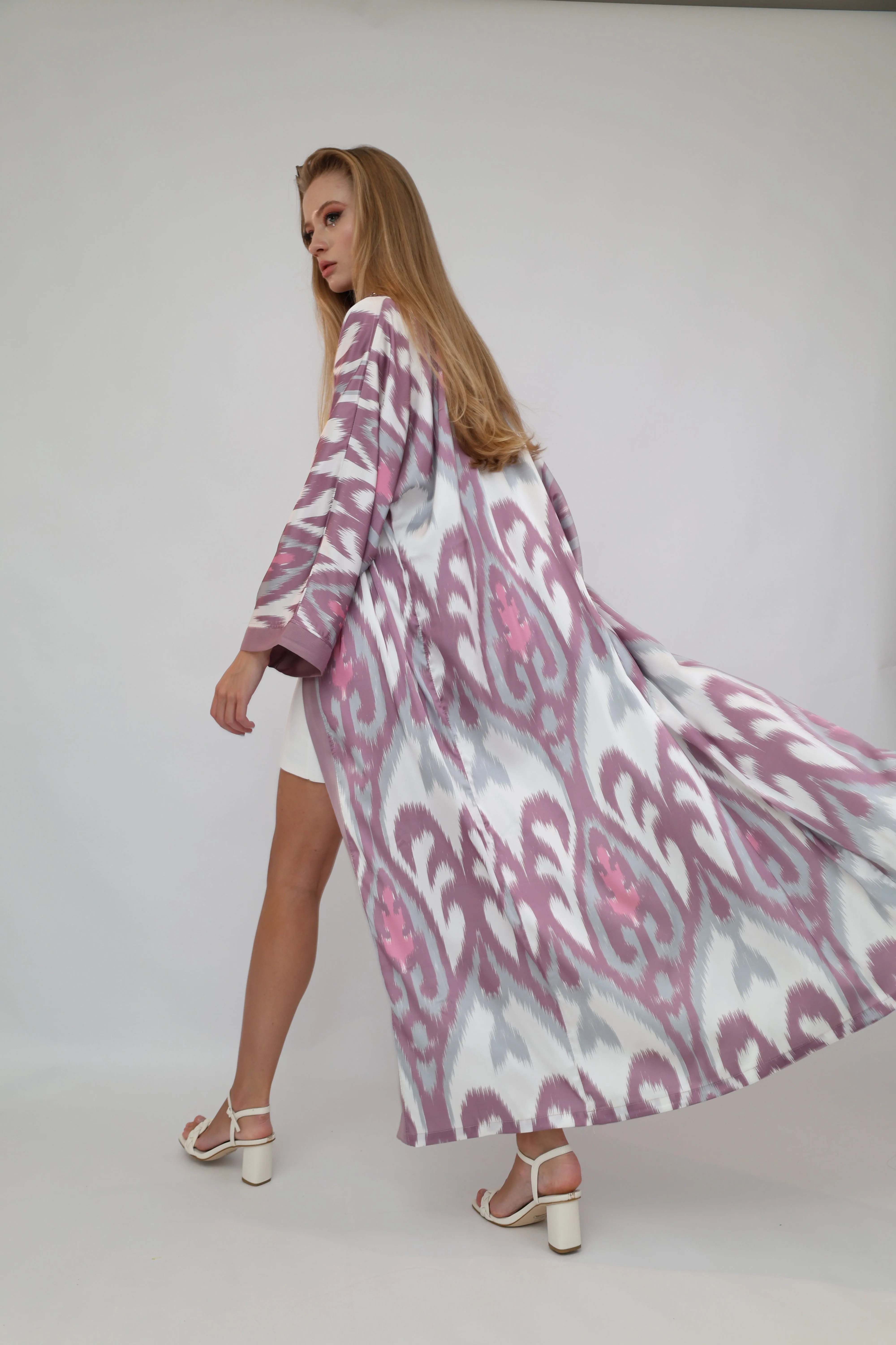 Pink Printed Ikat Lightweight Kimono "Örchid"