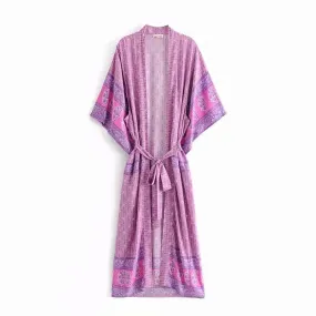 Positioning printed lace kimono