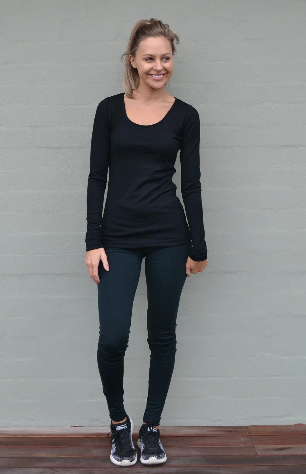 Pre Loved: Scoop Neck Top (size 6)
