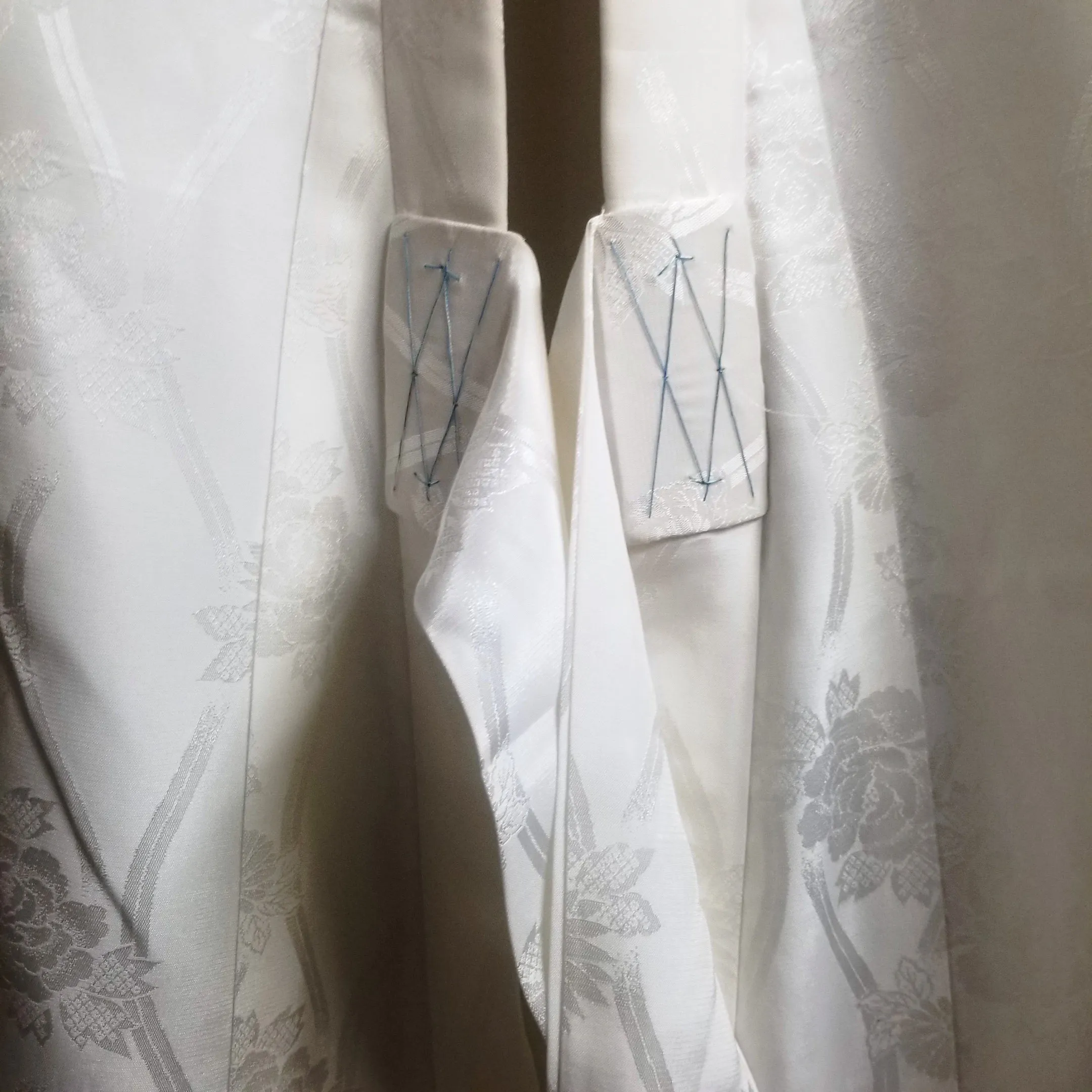 "White Floral" Vintage Girls Underkimono