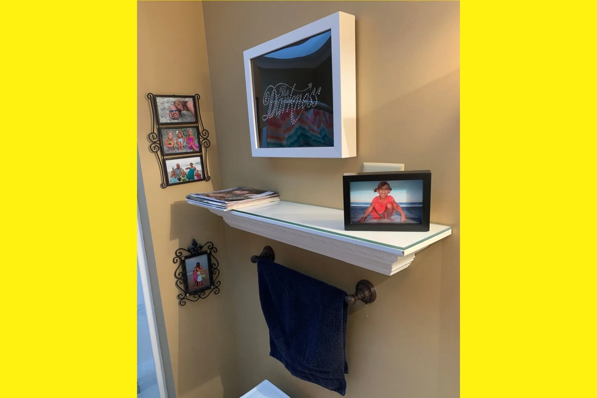 Shart Premium T-Shirt Frame Display Case – White